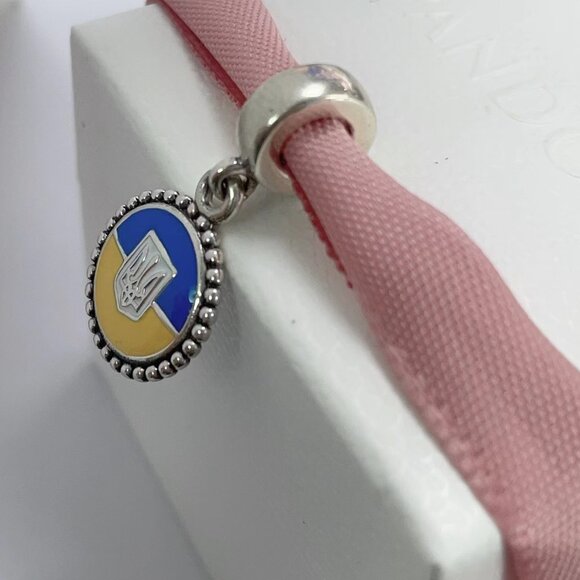 Pandora Ukraine Flag Charm - Picture 1 of 4